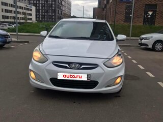 2014 Hyundai Solaris I Рестайлинг, белый, 490000 рублей, вид 1