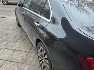 2019 Mercedes-Benz E-Класс 200 V (W213, S213, C238), чёрный, 2600000 рублей, вид 3
