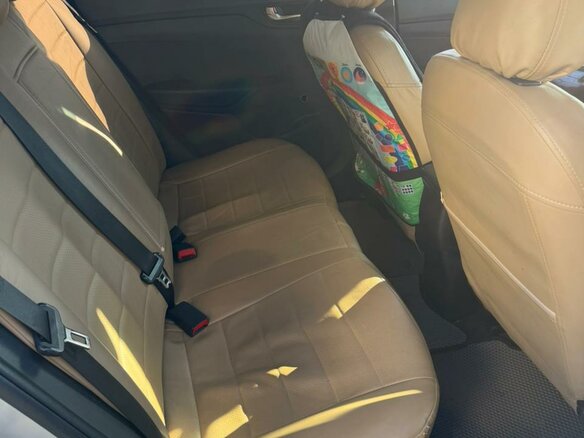 2017 Hyundai Solaris II, серебристый, 780000 рублей - вид 13