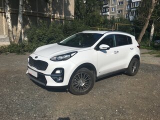 2018 Kia Sportage IV Рестайлинг, белый, 2450000 рублей, вид 1