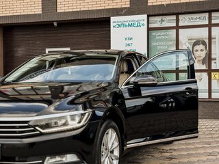 2016 Volkswagen Passat B8, чёрный, 2100000 рублей, вид 2