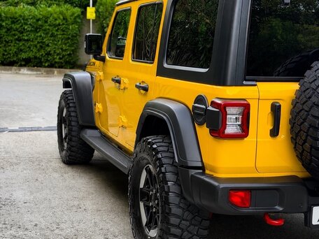 2021 Jeep Wrangler IV (JL), жёлтый, 5500000 рублей, вид 5