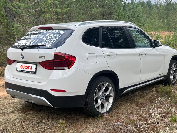 2013 BMW X1 20d I (E84) Рестайлинг, белый, 1350000 рублей - вид 4