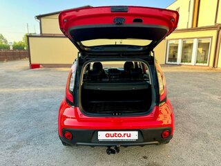 2018 Kia Soul II Рестайлинг, красный, 1310000 рублей, вид 4