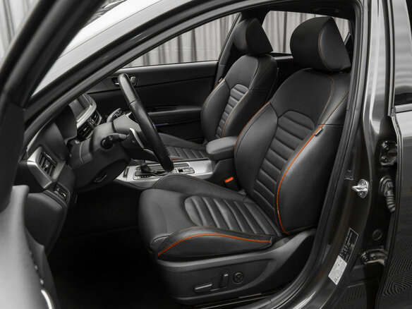 2019 Kia Optima IV Рестайлинг, серый, 2335000 рублей - вид 13