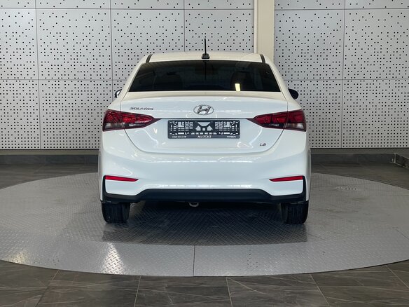 2018 Hyundai Solaris II, белый - вид 4
