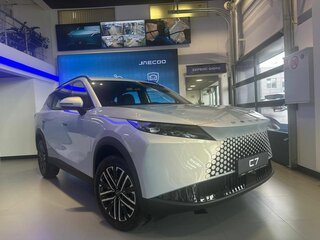 2026 Omoda C7, серебристый, 3099000 рублей, вид 2