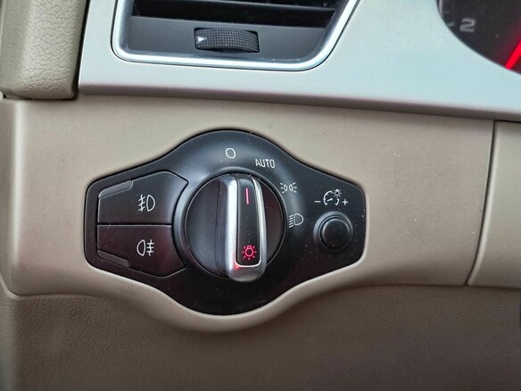 2008 Audi A4 6-speed IV (B8), чёрный, 949000 рублей - вид 20