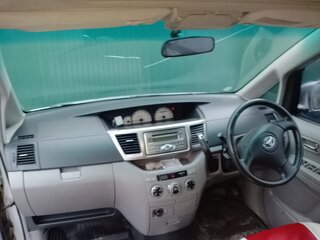 2002 Toyota Noah I (R60), серый, 1100000 рублей, вид 3