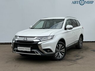 2019 Mitsubishi Outlander III Рестайлинг 3, белый, 2050000 рублей, вид 1