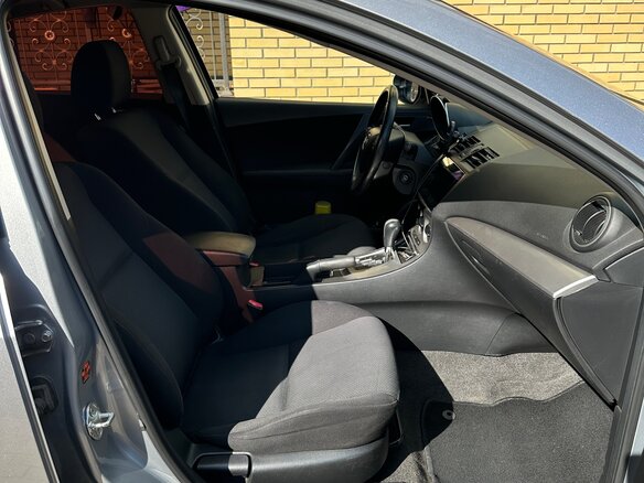 2011 Mazda 3 II (BL), серебристый, 1000000 рублей - вид 5