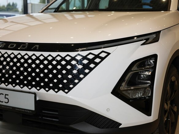 2025 Omoda C5 I Рестайлинг, белый, 2779000 рублей - вид 7