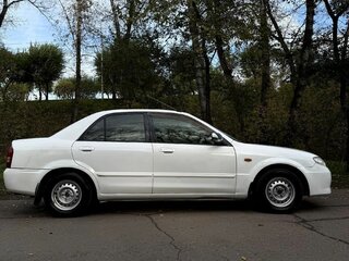 2001 Mazda Familia VIII (BJ), белый, 379999 рублей, вид 4
