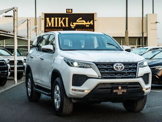 2026 Toyota Fortuner II Рестайлинг, белый, 4880000 рублей, вид 3