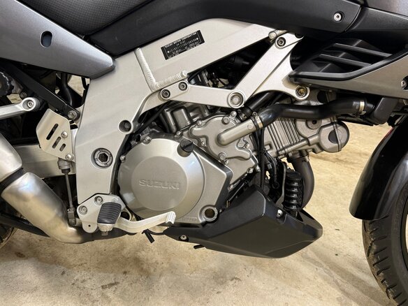 2002 Suzuki V-Strom 1000, серый, 450000 рублей - вид 6