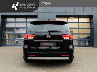2017 Kia Carnival III, чёрный, 2036500 рублей, вид 4