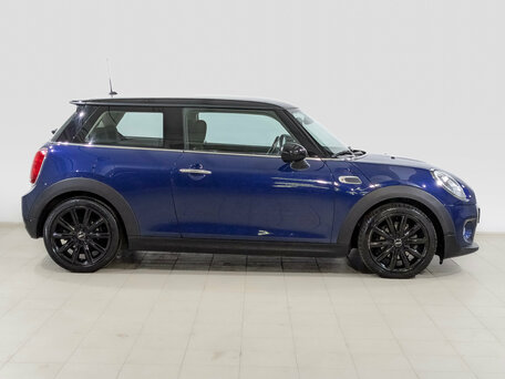 2018 Mini Hatch Cooper III (F55/F56) Рестайлинг, синий, 1955000 рублей, вид 4