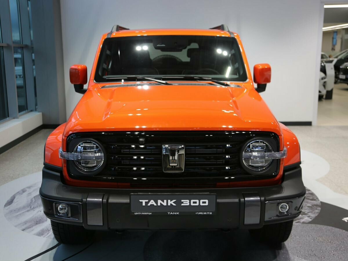 Открыть фотографии: Tank 300 I