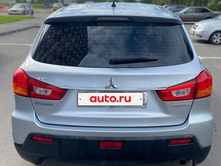 2010 Mitsubishi ASX I, серебристый, 870000 рублей, вид 5