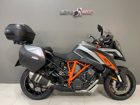 2017 KTM 1290 Super Duke GT, чёрный, 990000 рублей, вид 1