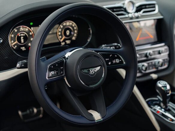 2025 Bentley Bentayga EWB I Рестайлинг, синий, 45000000 рублей - вид 11