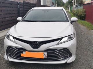 2019 Toyota Camry VIII (XV70), белый, 2950000 рублей, вид 2