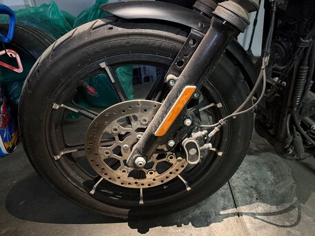 2020 Harley-Davidson Sportster 883, чёрный, 950000 рублей, вид 5