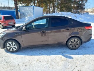 2017 Kia Rio III Рестайлинг, коричневый, 935000 рублей, вид 3