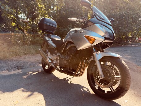 2004 Honda CBF 600, серебристый, 340000 рублей, вид 1