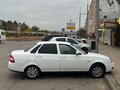 2013 Lada (ВАЗ) Priora I Рестайлинг, белый, 450000 рублей - вид 2