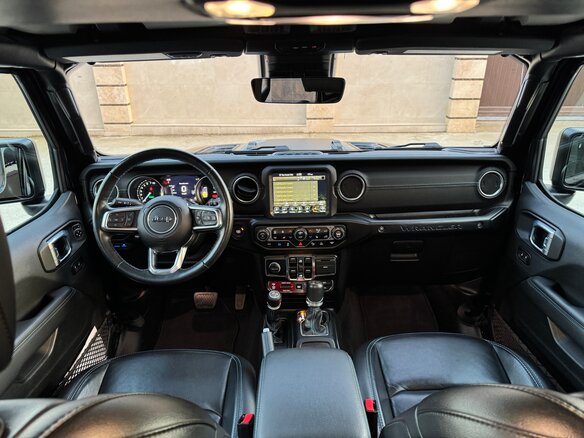 2021 Jeep Wrangler Rubicon IV (JL), чёрный, 7430000 рублей - вид 17
