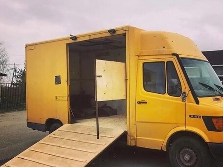 1995 Mercedes-Benz T1, жёлтый, 400000 рублей, вид 3