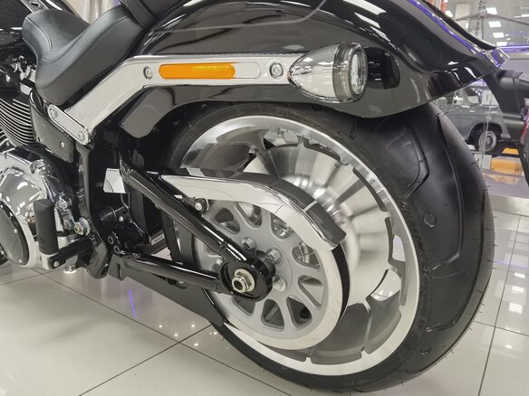 2025 Harley-Davidson Fat Boy, чёрный, 3300000 рублей - вид 27