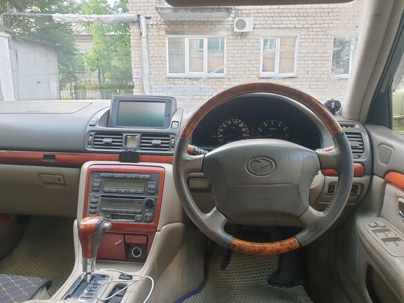 2001 Toyota Progres, золотистый, 350000 рублей - вид 5
