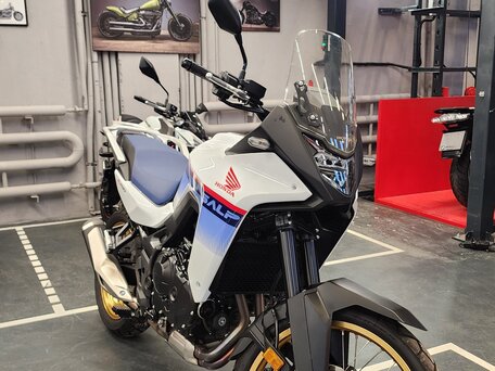 2023 Honda XL750 Transalp, белый, 1100000 рублей, вид 3