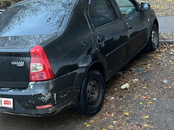 2010 Renault Logan I Рестайлинг, чёрный, 250000 рублей - вид 3