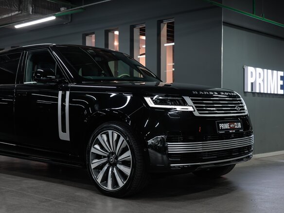 2025 Land Rover Range Rover P615 MHEV Long V, чёрный - вид 5