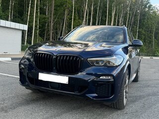2021 BMW X5 M50i IV (G05/G18), синий, 8500000 рублей, вид 1