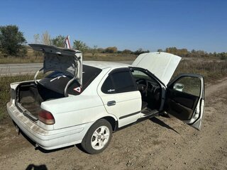 2001 Nissan Sunny B15, белый, 215000 рублей, вид 3