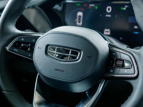 2025 Geely Monjaro I, синий, 5001669 рублей - вид 13