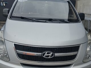2010 Hyundai Grand Starex I, серый, 1500000 рублей, вид 1