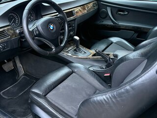 2007 BMW 3 серии 325i V (E90/E91/E92/E93), чёрный, 1400000 рублей, вид 5