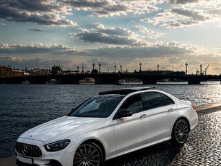 2021 Mercedes-Benz E-Класс 350 V (W213, S213, C238) Рестайлинг, белый, 5200000 рублей, вид 1