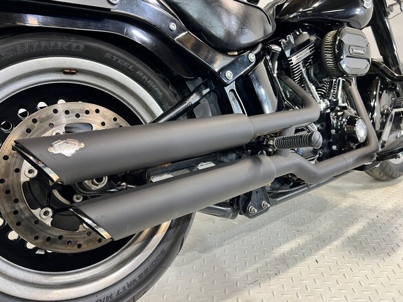 2017 Harley-Davidson Fat Boy, чёрный, 960000 рублей - вид 20