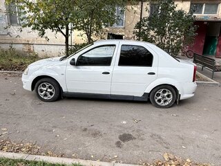 2013 Renault Logan I Рестайлинг, белый, 250000 рублей, вид 2