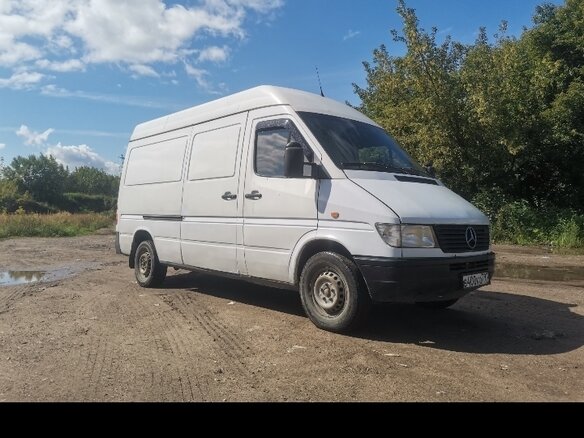 1998 Mercedes-Benz Sprinter, белый, 520000 рублей - вид 12