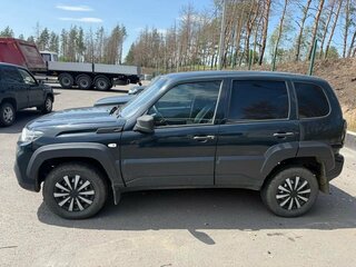 2023 Lada (ВАЗ) Niva Travel I, чёрный, 850000 рублей, вид 3