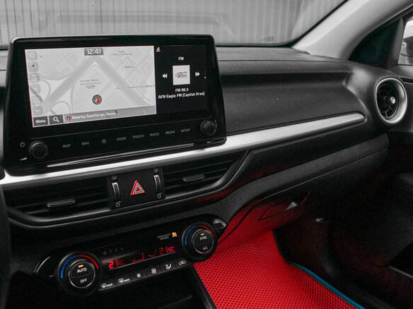 2021 Kia K3 II Рестайлинг, белый, 1725000 рублей - вид 16