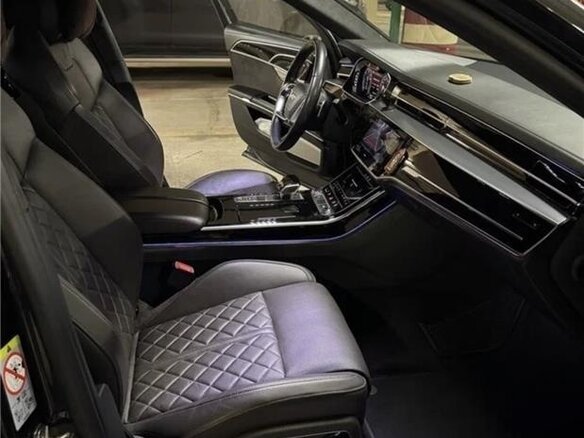 2019 Audi A8 Long 45 TDI IV (D5), чёрный, 5050000 рублей - вид 3