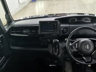 2021 Honda N-BOX II Рестайлинг, чёрный, 1700000 рублей, вид 5